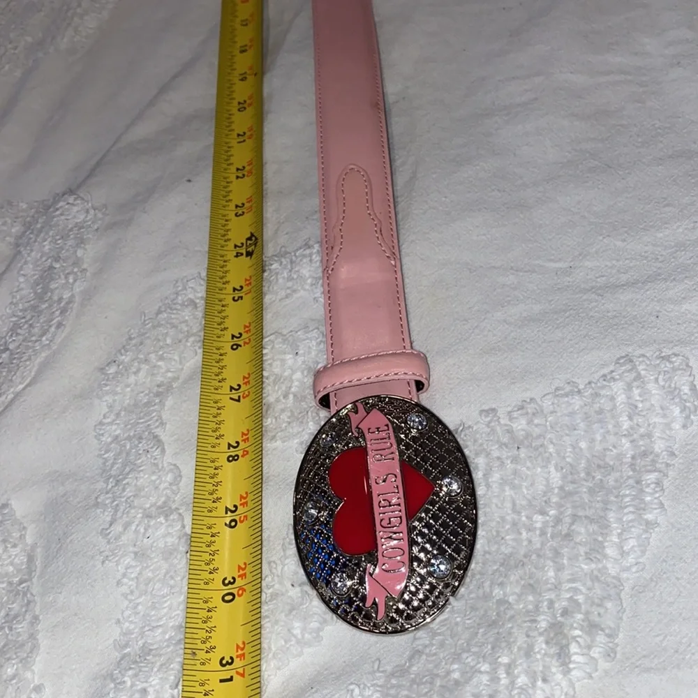 Nocona girl’s leather belt. NEW 30.5”